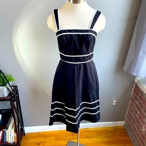 White House Black Market Removable straps strapless midi dress, Size 4.